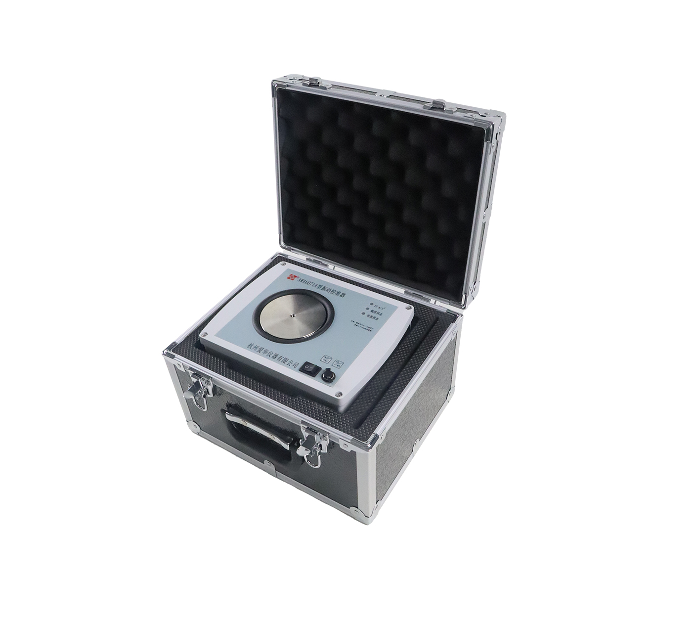 爱华AWA6071A型便携式振动校准器